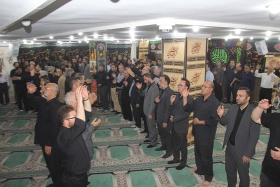 گزارش  تصویری مراسم عزاداری سرور سالار شهیدان حضرت اباعبدالله الحسین علیه‌ السلام درسازمان حمایت مصرف کنندگان و تولید کنندگان